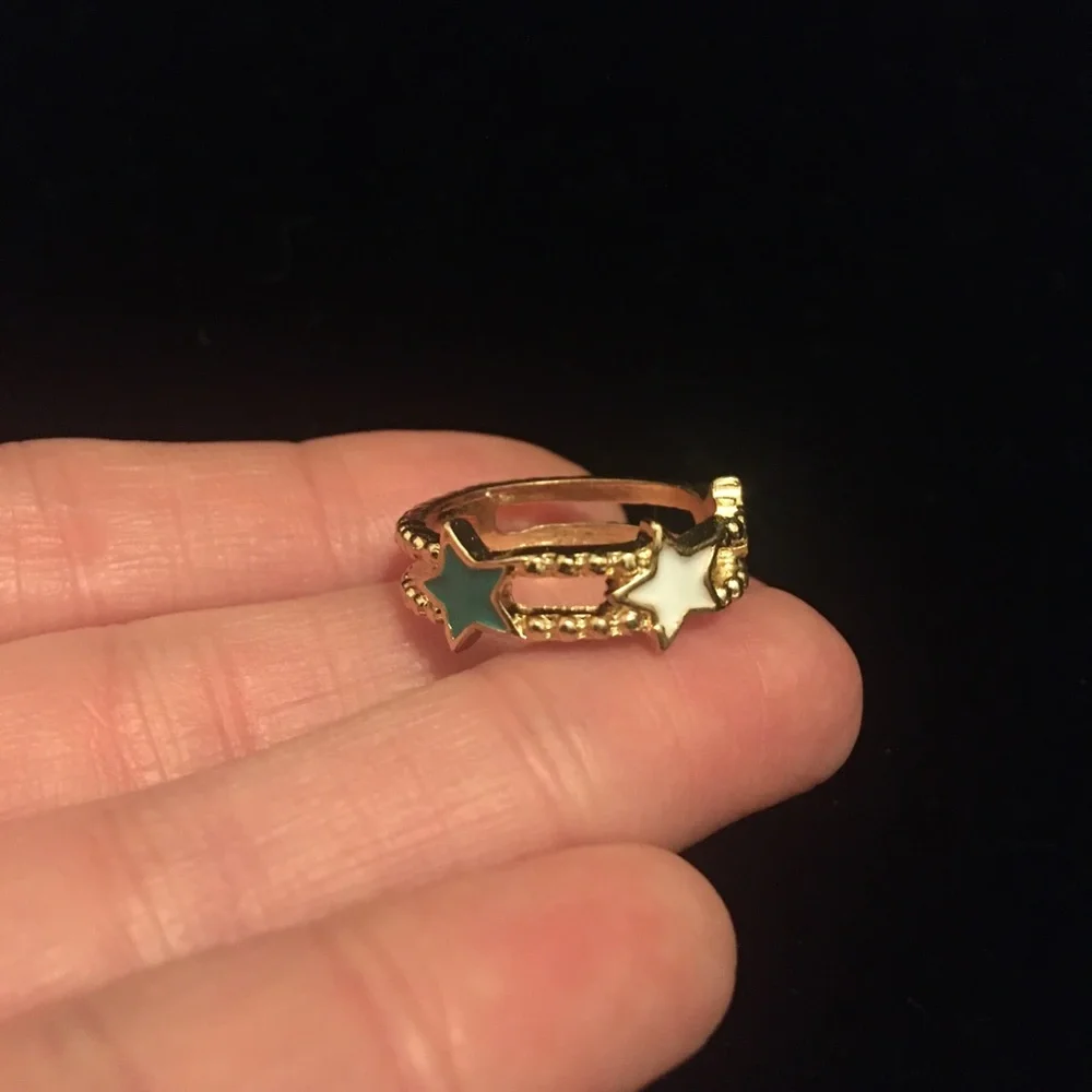 Gold Tone Star Ring with Green and White Accents